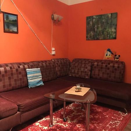 Cozy Condo For Up To 3 Travellers, With Kitchen And Bath Riga Bagian luar foto